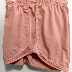 Nike Women’s Tempo Running Shorts XL